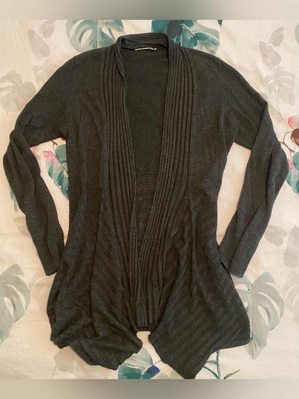Women’s Open-Front Dark Gray Ribbed Cardigan Sweater